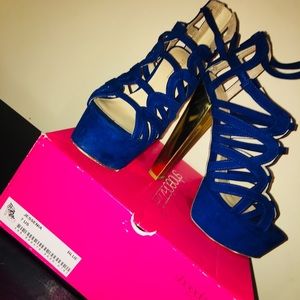 Shoedazzle “Jessenia” heel size 7